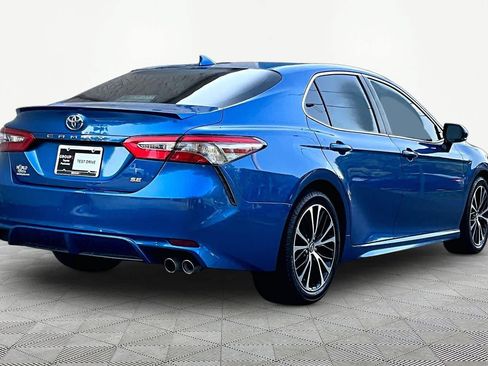 Used 2018 Toyota Camry SE w/ Audio Package FWD image 13