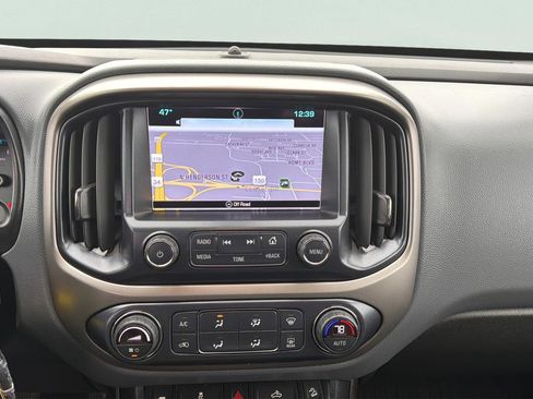 Used 2018 Chevrolet Colorado Z71 w/ Centennial Edition image 14