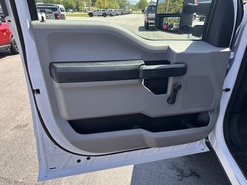Used 2020 Ford F350 XL w/ XL Value Package AWD/4WD image 8