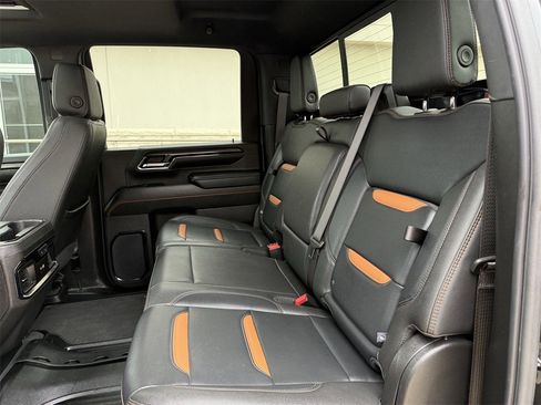 Used 2024 GMC Sierra 2500 AT4 w/ AT4 Premium Plus Package image 27