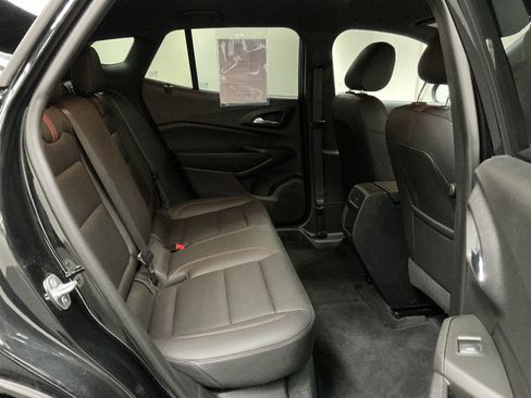 Certified 2024 Chevrolet Trax RS FWD image 28
