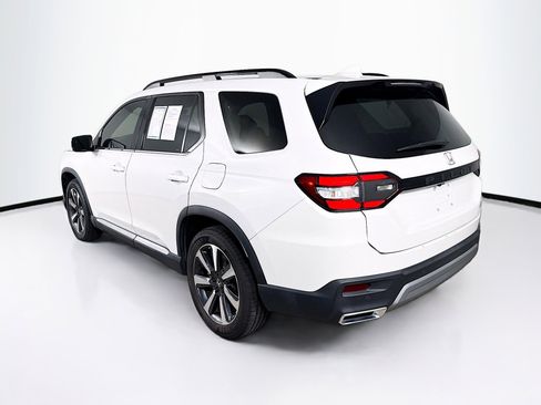 Certified 2023 Honda Pilot Touring image 32