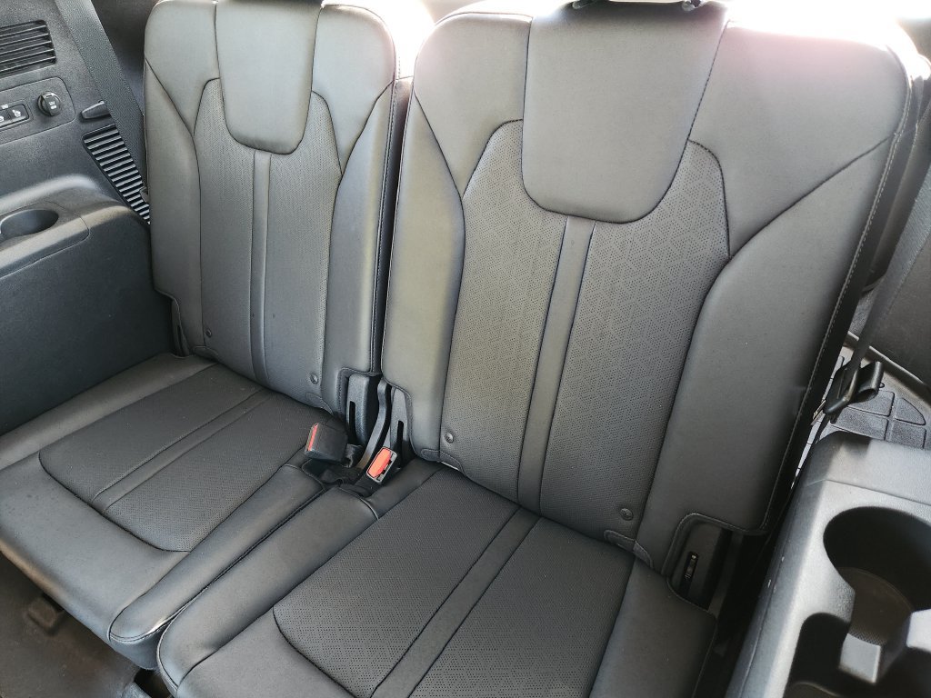 Used 2022 Kia Sorento EX w/ Panoramic Sunroof Package FWD image 23