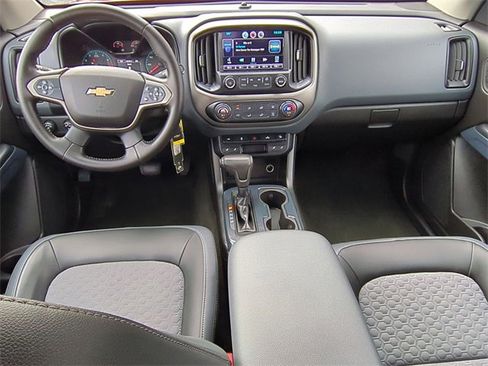 Used 2015 Chevrolet Colorado Z71 w/ Trail Boss Edition image 19