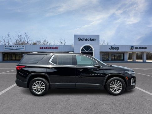 Used 2022 Chevrolet Traverse LT AWD/4WD image 2