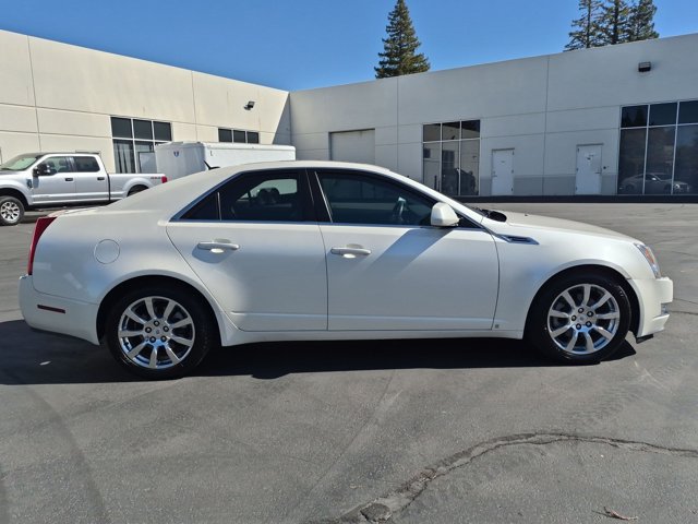Used 2008 Cadillac CTS 3.6 w/ Luxury Level Two Package RWD image 4