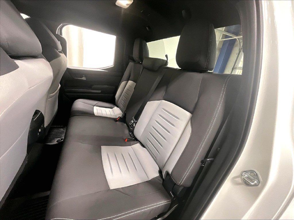 Used 2025 Toyota Tacoma 4x4 Double Cab Hybrid image 15