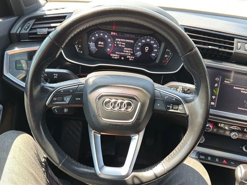 Used 2020 Audi Q3 2.0T Premium w/ Convenience Package AWD/4WD image 10