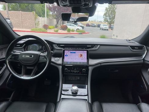 Certified 2021 Jeep Grand Cherokee L Overland w/ Luxury Tech Group IV AWD/4WD image 23
