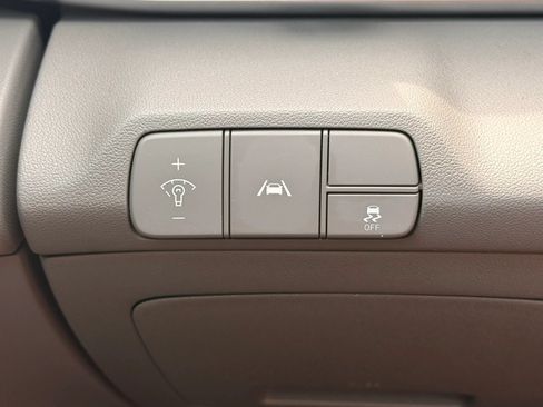 Used 2022 Hyundai Elantra SEL FWD image 29