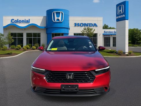 Used 2024 Honda Accord EX image 10