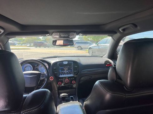 Used 2014 Chrysler 300 S AWD/4WD image 11