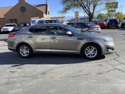 Used 2013 Kia Optima LX image 9