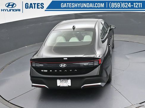 Used 2025 Hyundai Sonata SE image 39