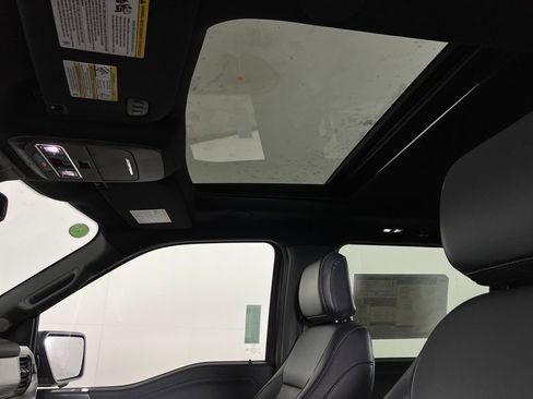 New 2025 Ford F150 Lariat w/ Equipment Group 502A High image 31