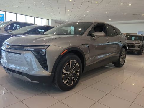 New 2024 Chevrolet Blazer EV LT AWD/4WD image 6