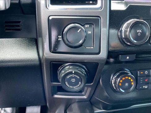 Used 2017 Ford F150 XLT w/ Equipment Group 302A Luxury RWD image 30