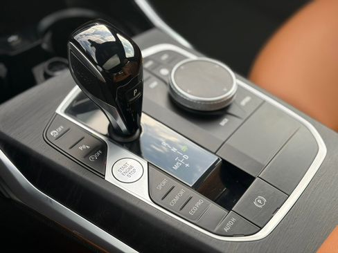 Used 2022 BMW 330i xDrive Sedan w/ Driving Assistance Package image 25