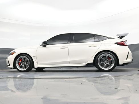 Used 2025 Honda Civic Type R image 32