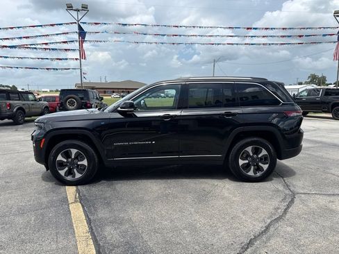 Used 2022 Jeep Grand Cherokee Limited 4xe w/ Luxury Tech Group II AWD/4WD image 8