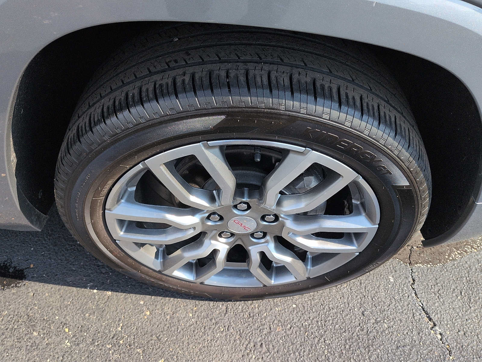 Used 2024 GMC Terrain Denali AWD/4WD image 9