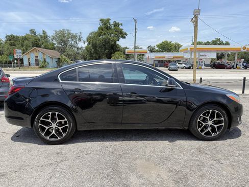Used 2017 Buick Regal Sport Touring FWD image 8