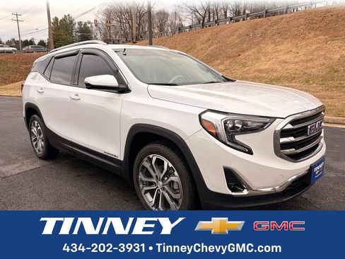 Used 2021 GMC Terrain SLT w/ LPO, Floor Liner Package image 1