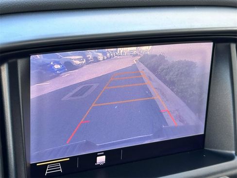 Used 2019 Chevrolet Colorado LT w/ LT Convenience Package image 9