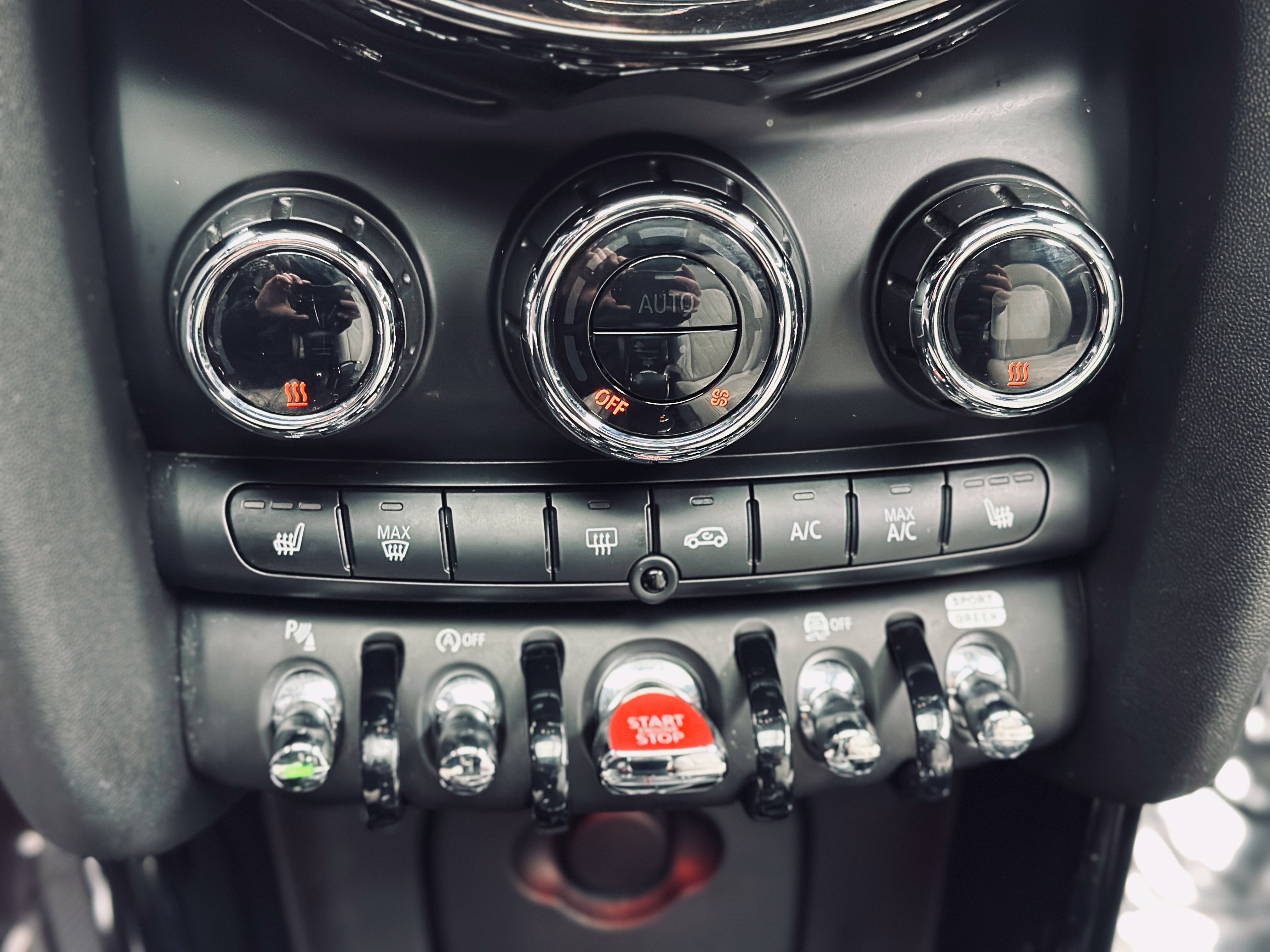 Used 2020 MINI Cooper S w/ Driver Assistance Package FWD image 30