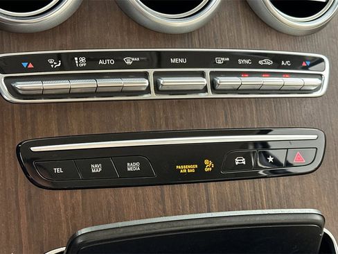 Certified 2022 Mercedes-Benz GLC 300 image 23