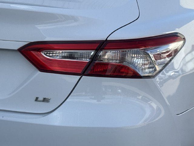 Used 2019 Toyota Camry LE FWD image 6