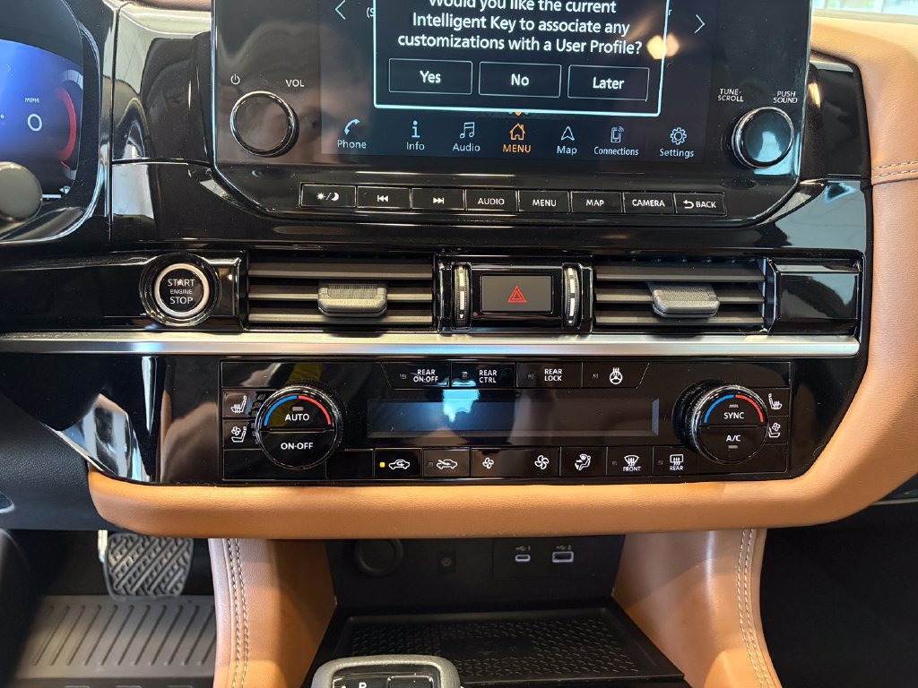 Used 2023 Nissan Pathfinder Platinum AWD/4WD image 22