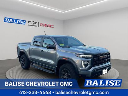 Used 2025 GMC Canyon Elevation w/ Convenience Package