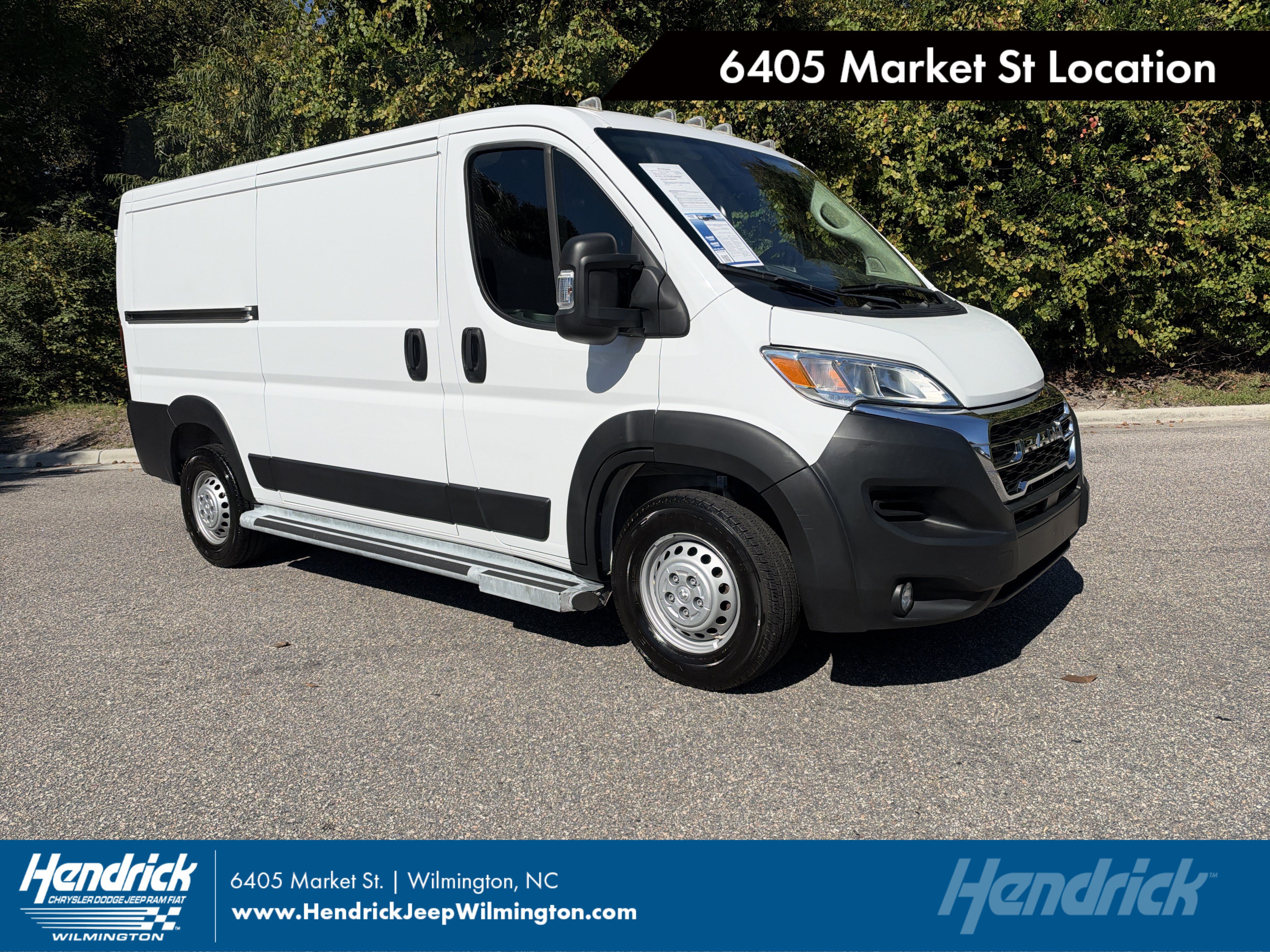 Used 2025 RAM ProMaster 2500 w/ U-Haul Equipment Group FWD image 1