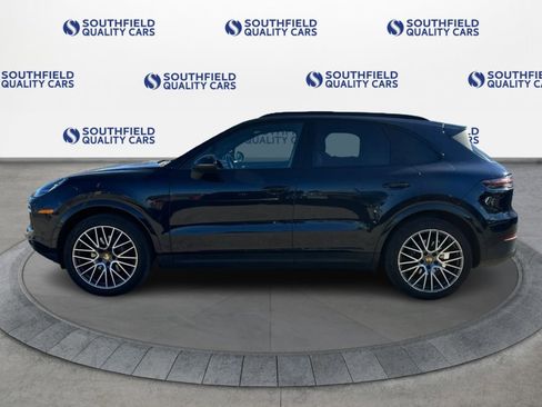 Used 2020 Porsche Cayenne AWD/4WD image 3