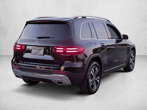 Certified 2025 Mercedes-Benz GLB 250 image 5