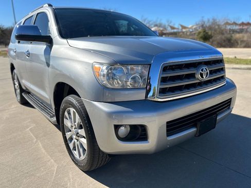 Used 2016 Toyota Sequoia Limited image 4