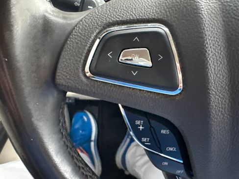 Used 2015 Lincoln MKC FWD w/ Equipment Group 101A Select image 19