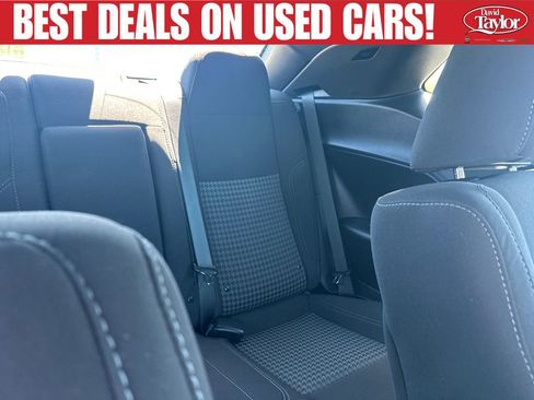 Used 2021 Dodge Challenger SXT RWD image 27