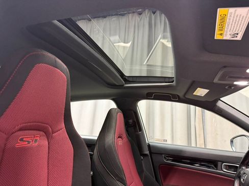 Used 2024 Honda Civic Si image 15