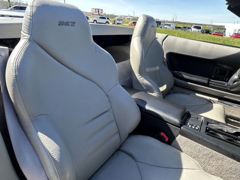 Used 1996 Chevrolet Corvette Convertible image 28