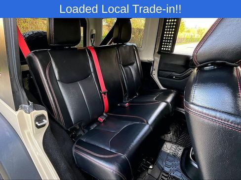 Used 2017 Jeep Wrangler Unlimited Rubicon image 28