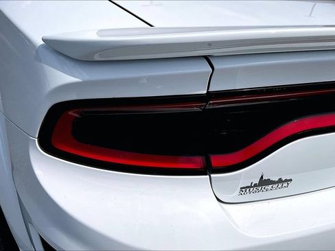 Used 2021 Dodge Charger SRT Hellcat RWD image 25
