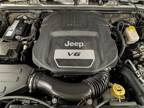 Used 2015 Jeep Wrangler Sport w/ Quick Order Package 24S image 30