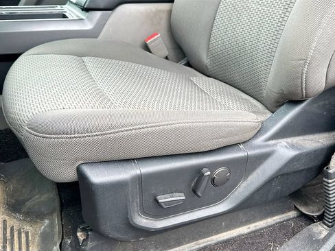 Used 2019 Ford F150 XLT w/ Equipment Group 302A Luxury AWD/4WD image 19