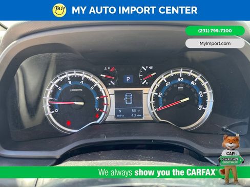 Used 2018 Toyota 4Runner SR5 Premium AWD/4WD image 18