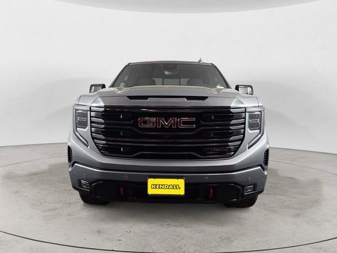 Used 2023 GMC Sierra 1500 AT4 w/ Technology Package AWD/4WD image 8