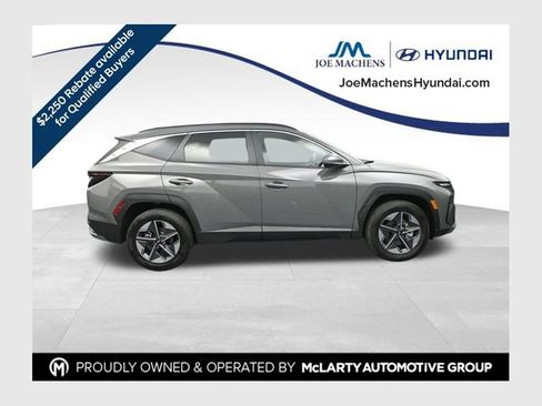New 2026 Hyundai Tucson SEL AWD/4WD image 1