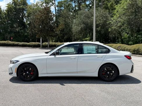 New 2026 BMW 330i Sedan w/ M Sport Package RWD image 2