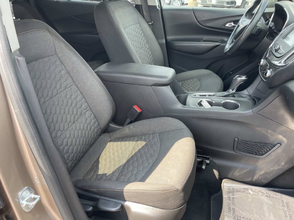 Used 2018 Chevrolet Equinox LT FWD image 23
